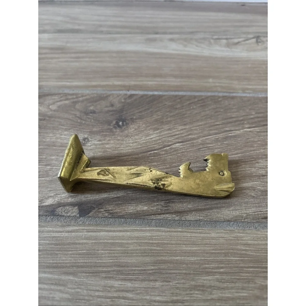 RARE 1920's Prohibition Era Brass Angry Dog Bottle Opener